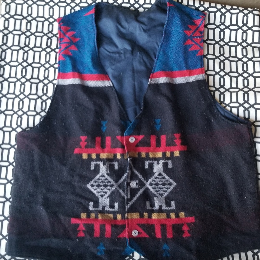 Tribal vest desgin